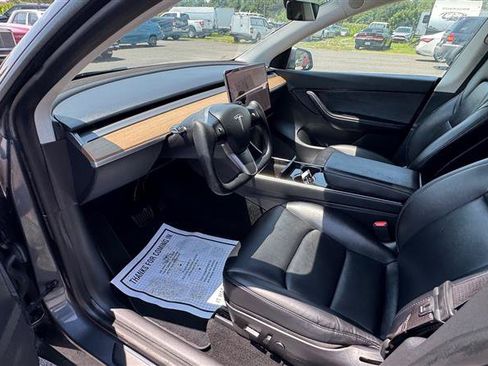 Used 2021 Tesla Model Y Long Range AWD/4WD image 33