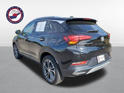 Certified 2022 Buick Encore GX Essence image 28