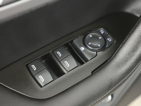 Used 2022 Chevrolet Blazer LT image 9