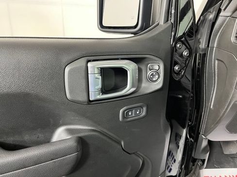 Used 2026 Jeep Wrangler Unlimited Sport AWD/4WD image 14