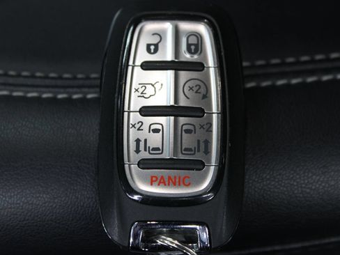 Used 2024 Chrysler Pacifica Touring-L w/ S Appearance Package AWD/4WD image 66