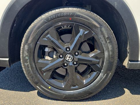 Used 2023 Honda HR-V LX image 9