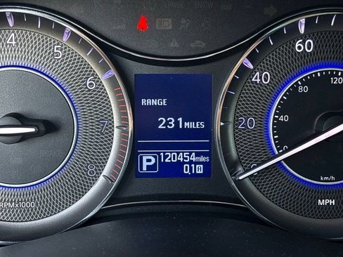 Used 2017 INFINITI QX80 2WD w/ Driver Assistance Package image 21