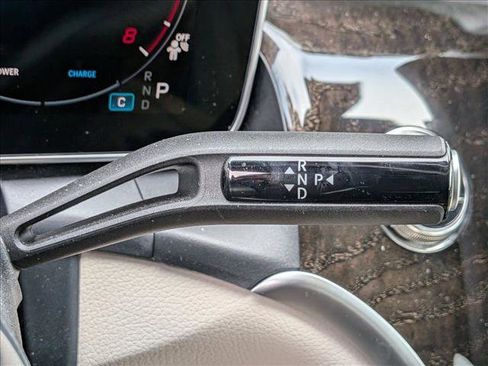 Used 2026 Mercedes-Benz GLC 300 4MATIC image 12