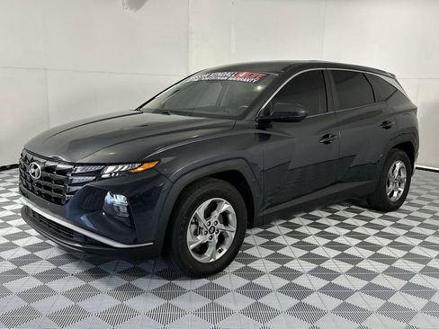 Used 2022 Hyundai Tucson SE image 4