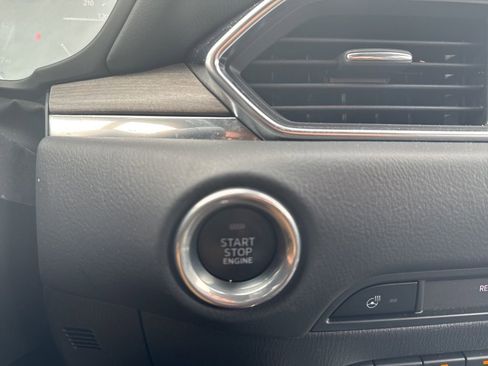 Used 2023 MAZDA CX-5 Signature image 19