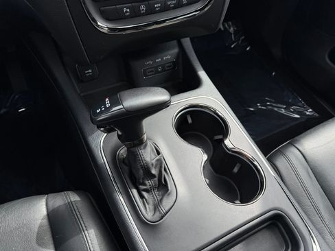 Used 2019 Dodge Durango GT w/ Blacktop Package AWD/4WD image 18