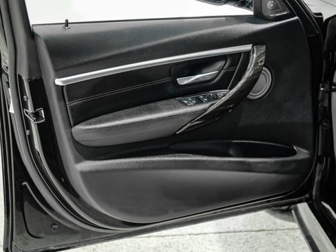 Used 2017 BMW 340i Sedan RWD image 52