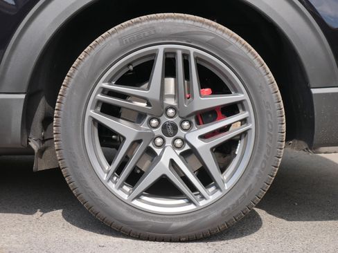 New 2025 Ford Explorer ST w/ Sun And Sound Package image 21