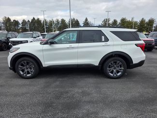 New 2026 Ford Explorer Active w/ Active Comfort Package video 2