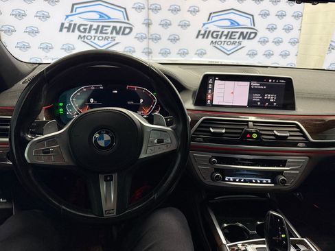 Used 2021 BMW 750i xDrive w/ Luxury Rear Seating Package image 36