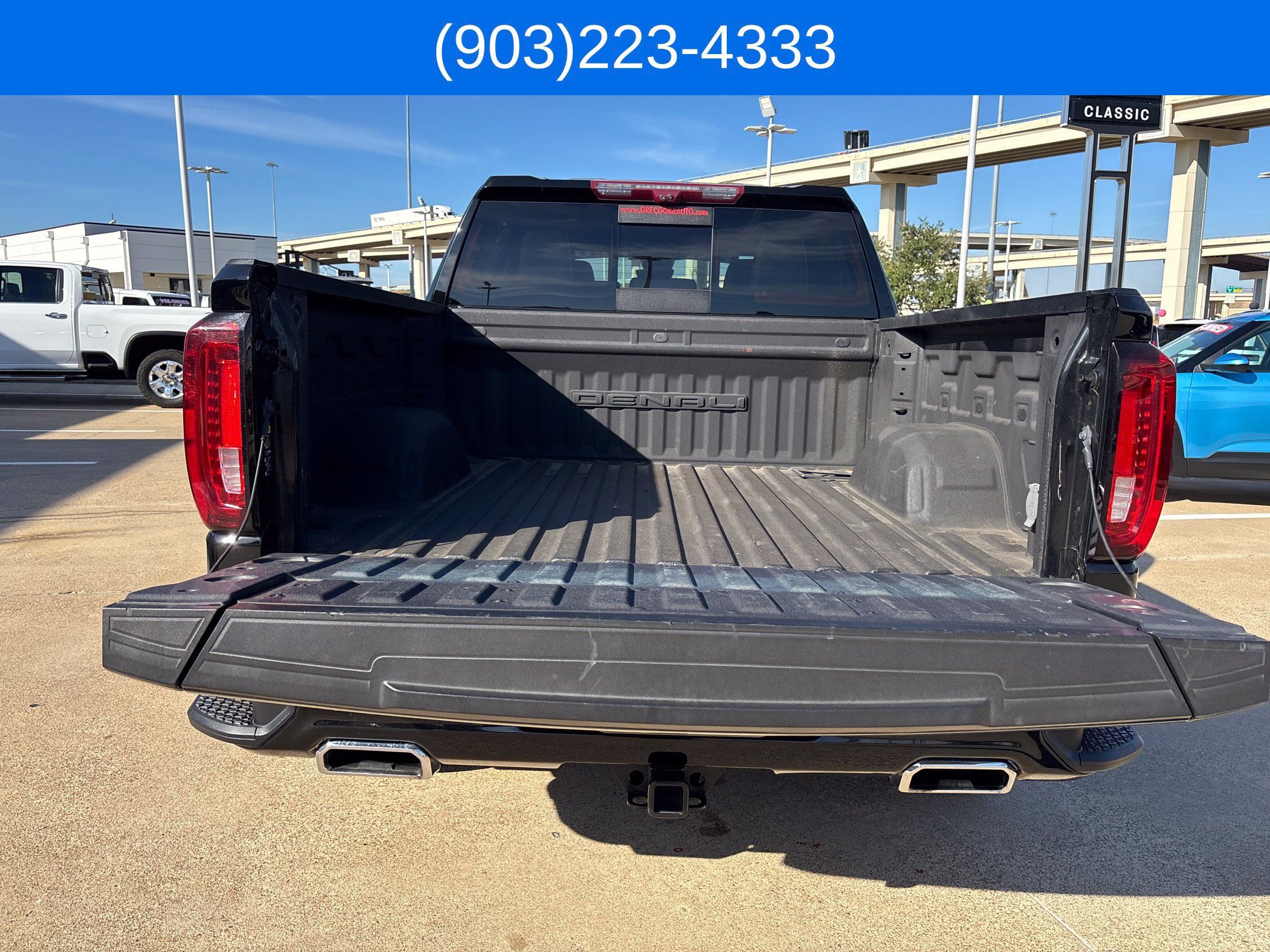 Used 2024 GMC Sierra 1500 Denali w/ Technology Package AWD/4WD image 12
