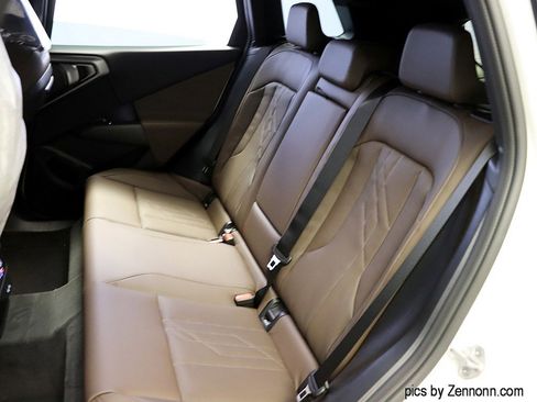 Used 2026 BMW X3 xDrive30 w/ Premium Package image 23