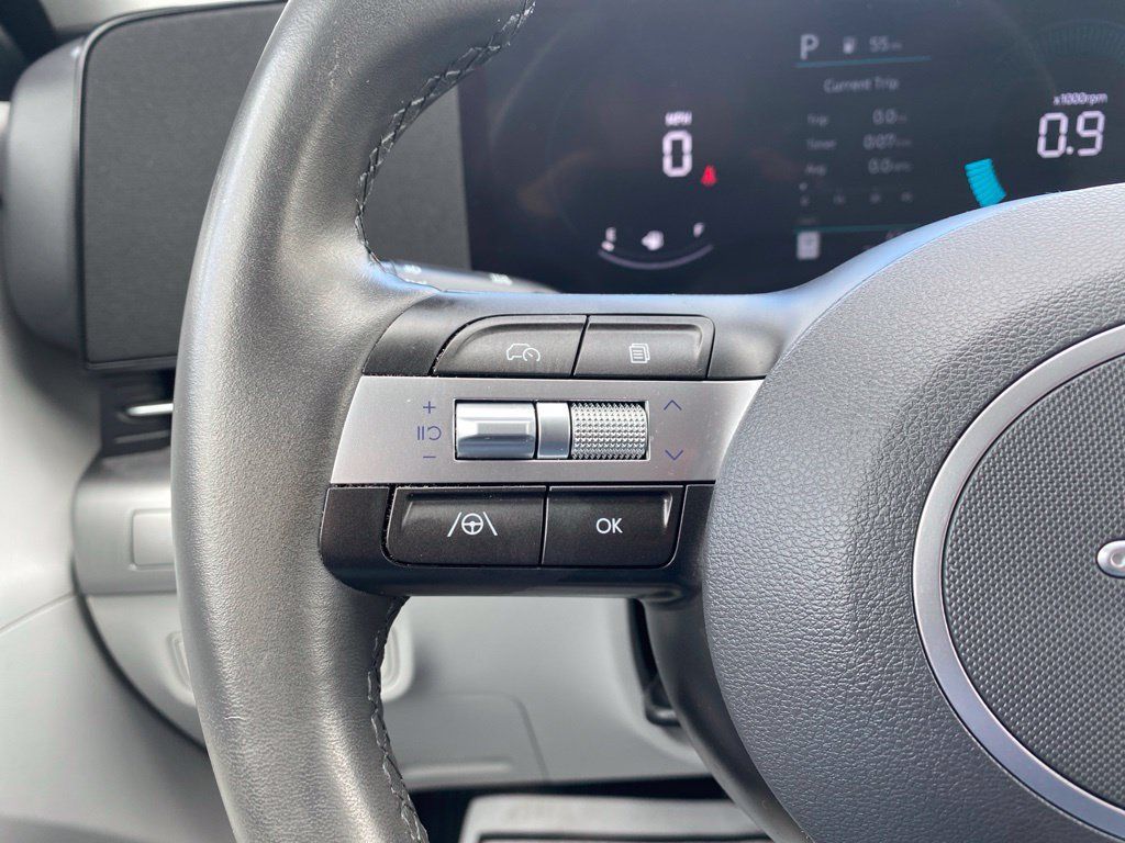 Certified 2024 Hyundai Kona SEL AWD/4WD image 20