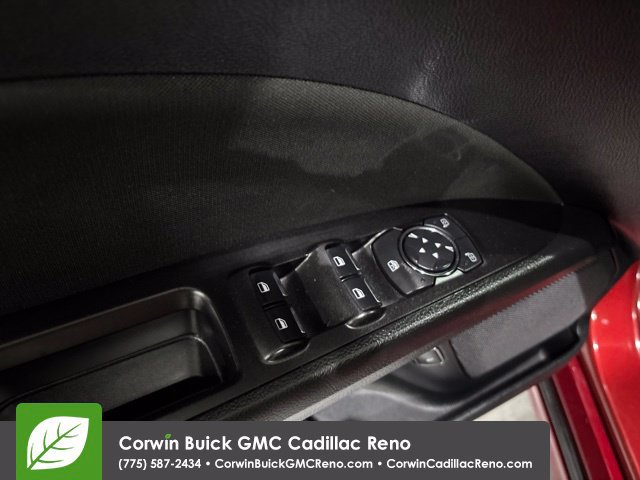 Used 2017 Ford Fusion SE FWD image 13