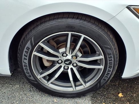 Used 2017 Ford Mustang Premium image 24