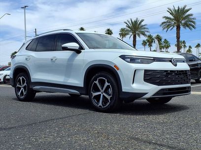 New 2026 Volkswagen Tiguan SE