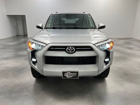Used 2024 Toyota 4Runner SR5 RWD image 3