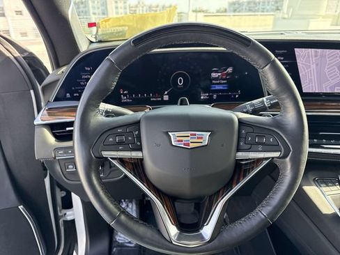 Used 2024 Cadillac Escalade Premium Luxury w/ Performance Package AWD/4WD image 14