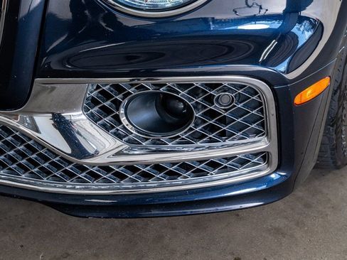 Used 2020 Bentley Flying Spur W12 image 14