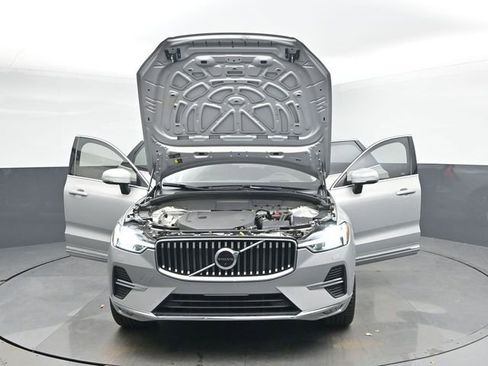 Used 2023 Volvo XC60 B6 Ultimate w/ Protection Package Premier image 54