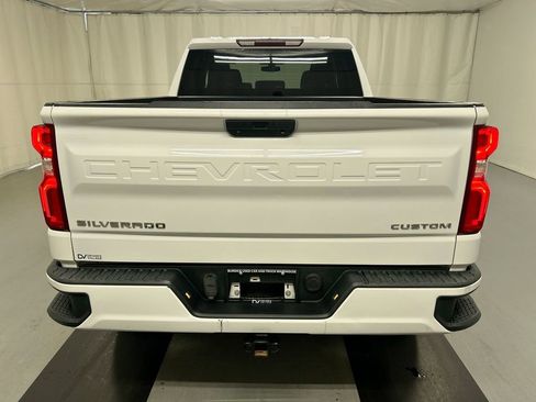 Used 2020 Chevrolet Silverado 1500 Custom w/ Custom Value Package image 20