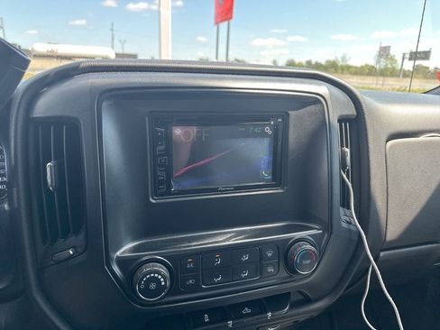 Used 2016 Chevrolet Silverado 1500 Custom image 7