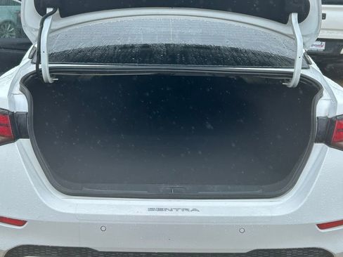 Used 2025 Nissan Sentra SV FWD image 13