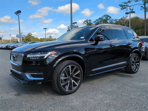 Certified 2023 Volvo XC90 B5 Plus image 8