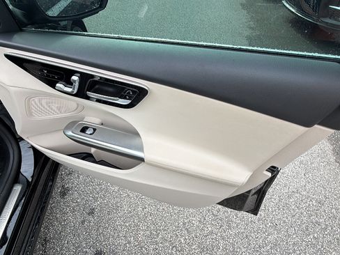 Used 2023 Mercedes-Benz C 300 Sedan image 18