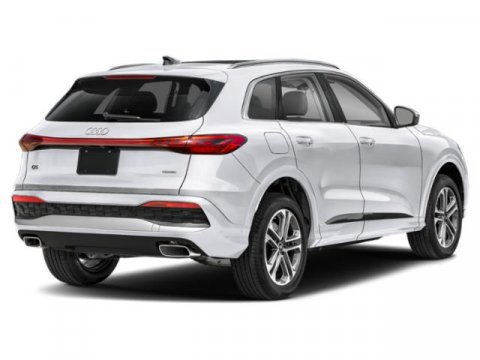 Used 2025 Audi Q5 Premium Plus AWD/4WD image 2