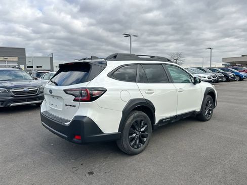 Used 2023 Subaru Outback Onyx Edition image 13