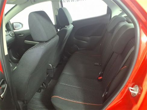 Used 2011 MAZDA MAZDA2 Touring image 9