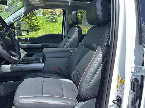 New 2026 Ford F350 Lariat w/ Black Appearance Package AWD/4WD image 10