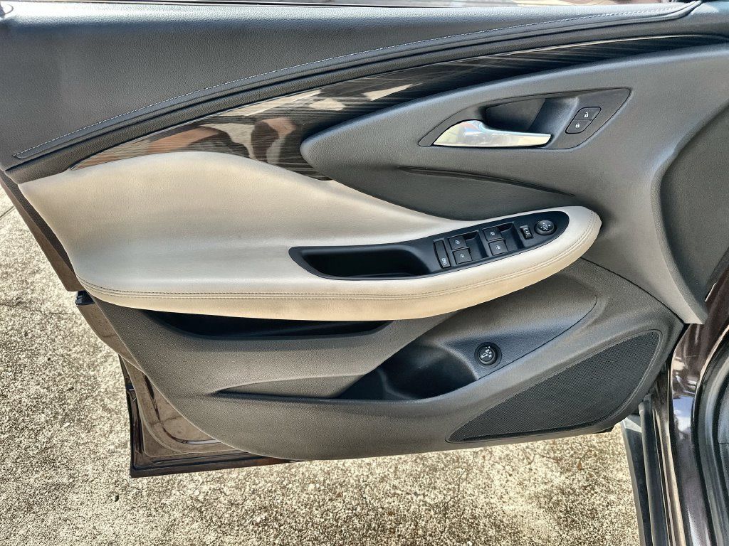 Used 2020 Buick Envision Preferred FWD image 21