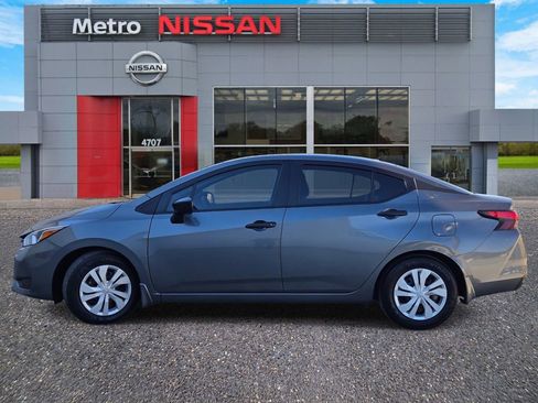 Used 2024 Nissan Versa S w/ Trunk Package image 3