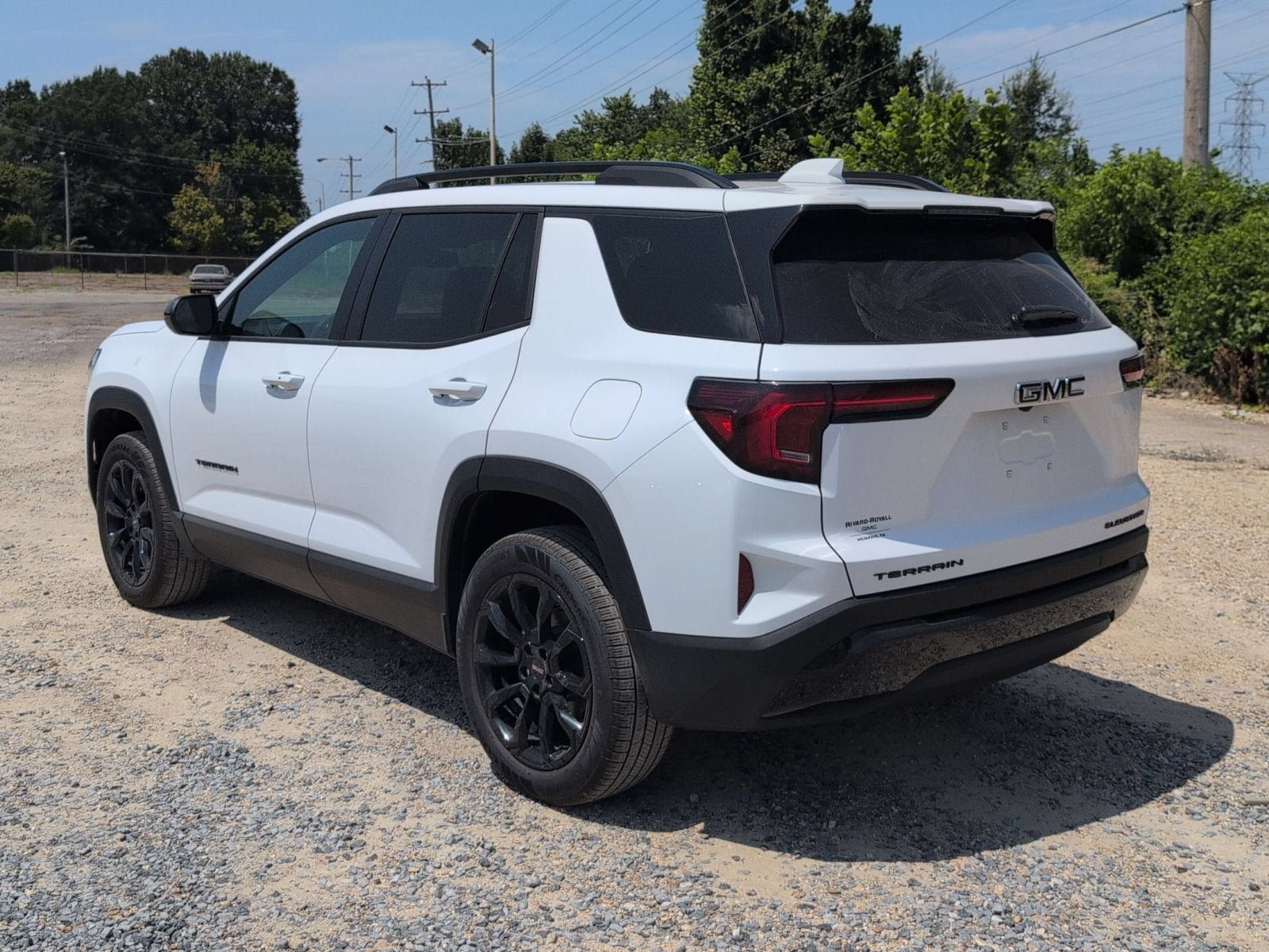 New 2026 GMC Terrain Elevation w/ Elevation Premium Package FWD image 3