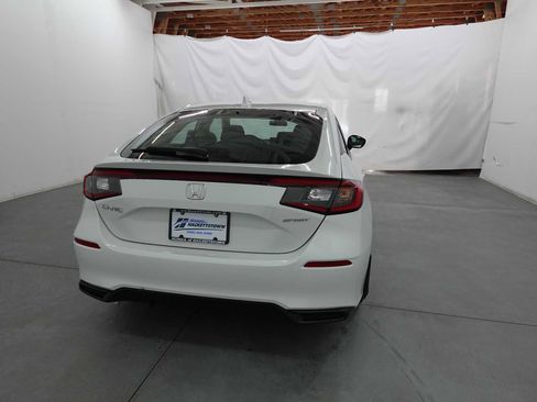 Certified 2024 Honda Civic Sport image 5