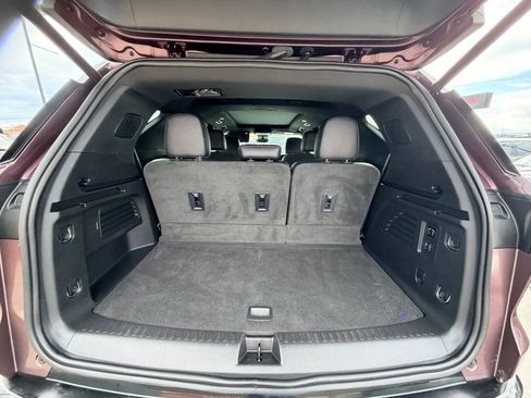 Used 2024 Chevrolet Traverse RS image 28