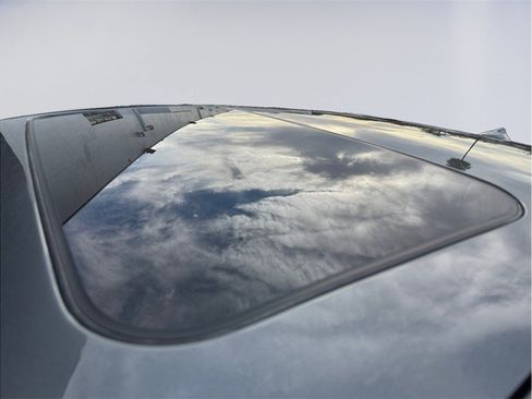 Used 2012 INFINITI G37 Journey w/ Premium Pkg image 9