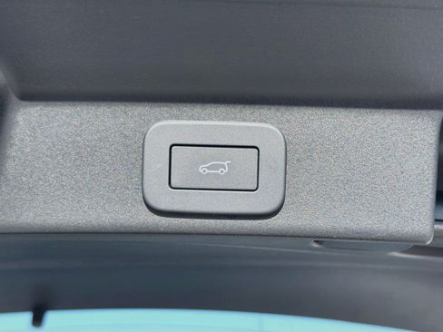 New 2026 Jaguar F-PACE R-Dynamic S AWD/4WD image 14