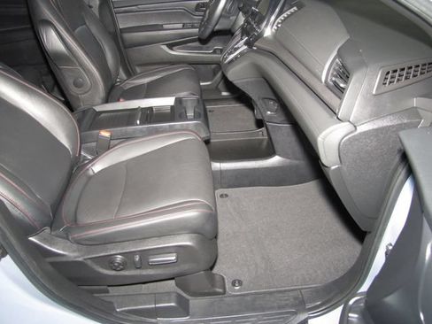 Certified 2024 Honda Odyssey Sport image 18