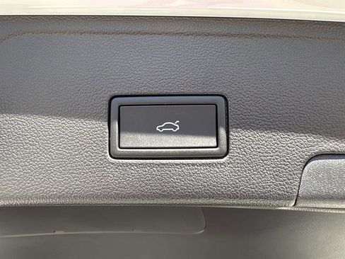 New 2026 Volkswagen Atlas Cross Sport SEL Premium R-Line image 13