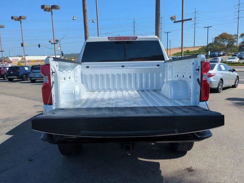 Used 2024 Chevrolet Silverado 1500 LT Trail Boss AWD/4WD image 25