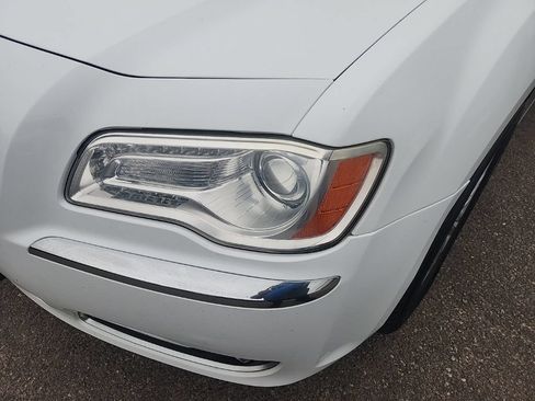 Used 2013 Chrysler 300 AWD w/ Driver Convenience Group image 5
