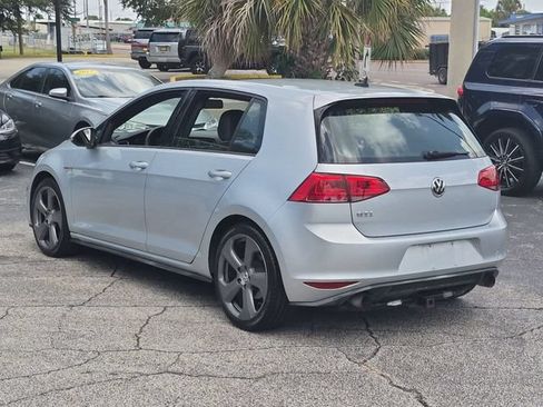 Used 2015 Volkswagen GTI SE FWD image 7