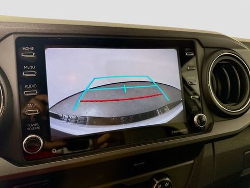 Certified 2020 Toyota Tacoma TRD Off-Road w/ Technology Package image 13