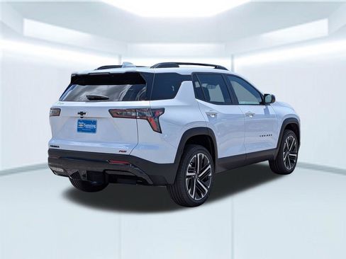 New 2026 Chevrolet Equinox RS w/ Convenience Package III FWD image 7