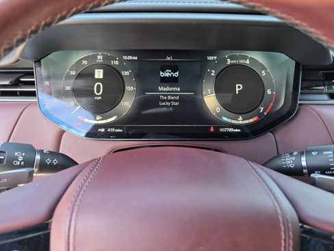 Certified 2025 Land Rover Range Rover Sport Dynamic SE AWD/4WD image 19