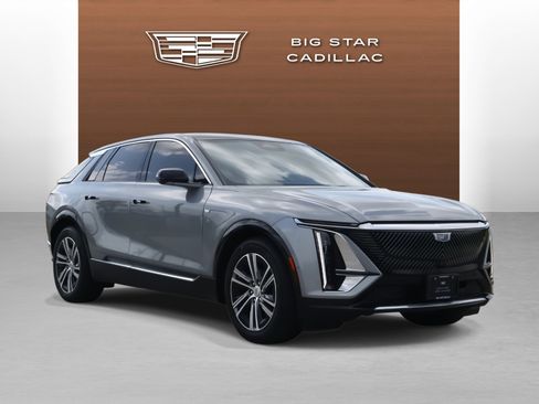 Used 2024 Cadillac Lyriq Luxury image 7